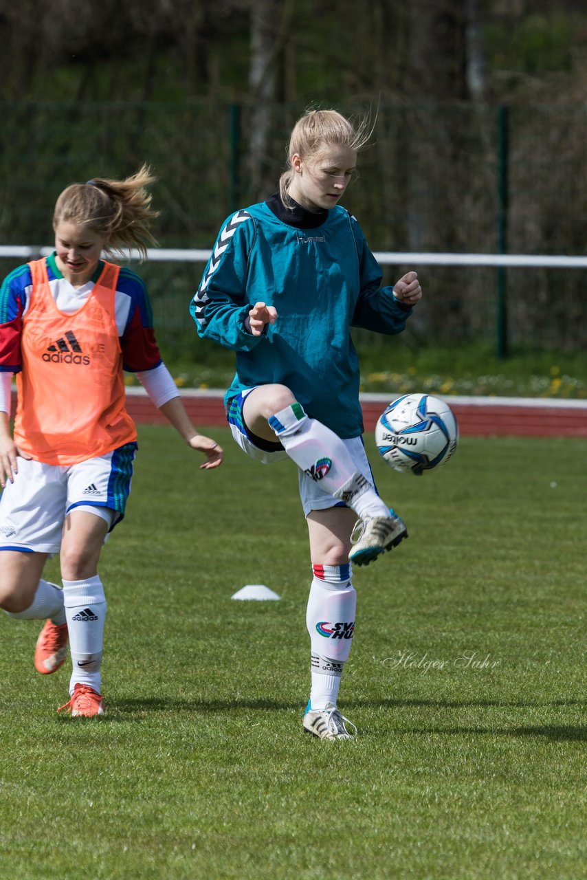 Bild 79 - wBJ VfL Oldesloe - SV Henstedt Ulzburg : Ergebnis: 3:3